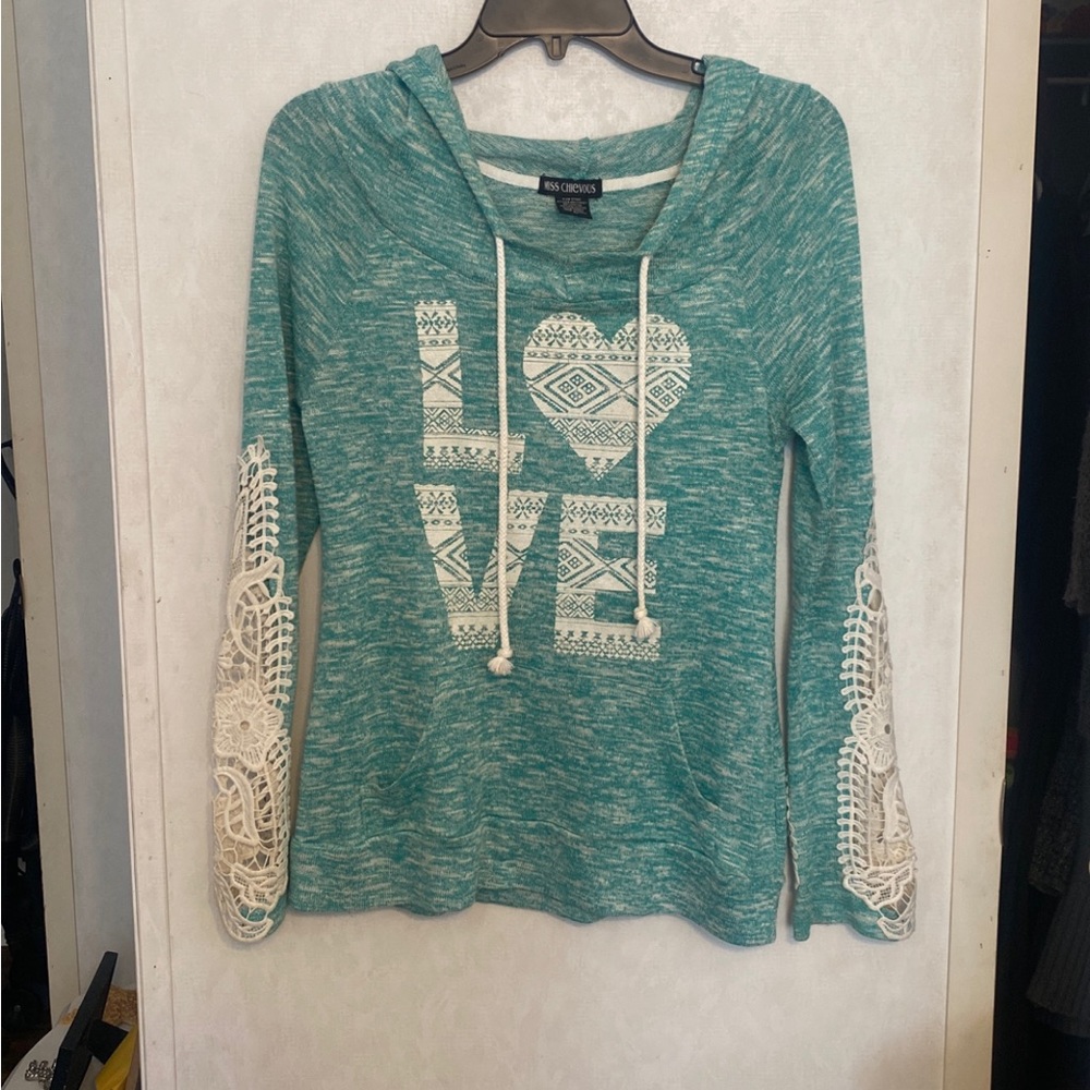 Miss Chevis Hoodie Sweater Top